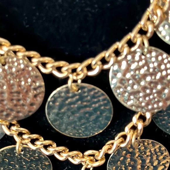 GOLDTONE chain and decorative disks - Picture 9 of 10